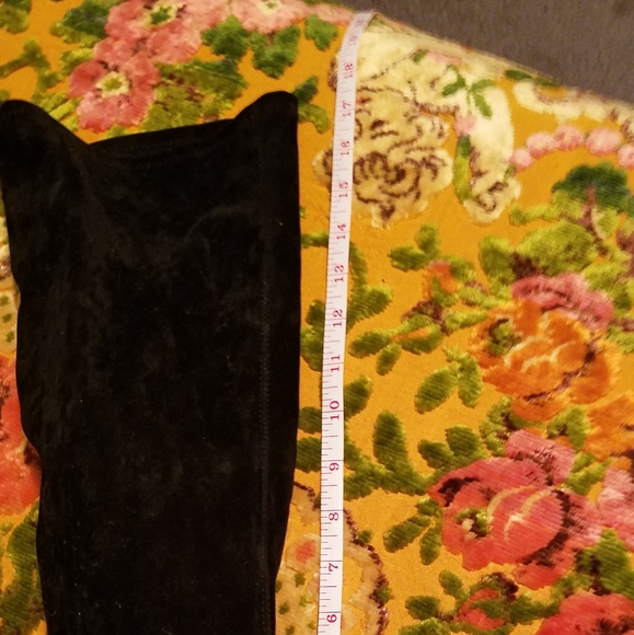 STEVE MADDEN VELVET BREWSTER BOOTS - Picture 3 of 7